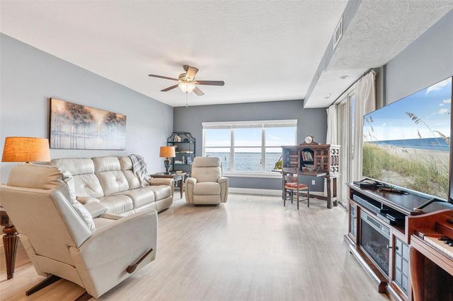 225 W SEMINOLE BOULEVARD 208, Sanford, FL 32771