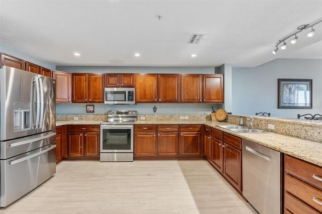 225 W SEMINOLE BOULEVARD 208, Sanford, FL 32771