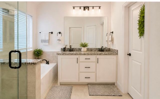 7709 Gatevine Avenue, Joshua, TX 76058