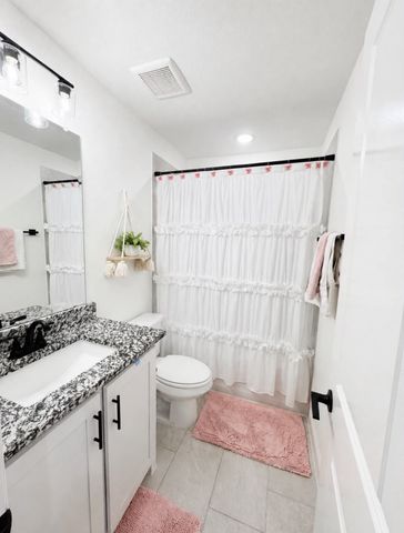 7709 Gatevine Avenue, Joshua, TX 76058