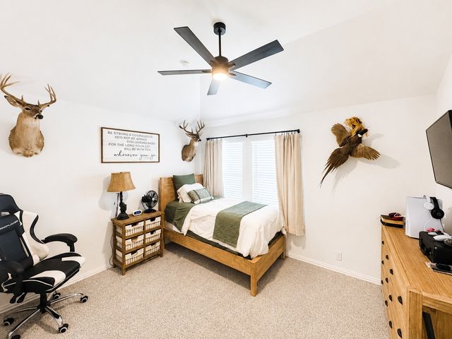 7709 Gatevine Avenue, Joshua, TX 76058