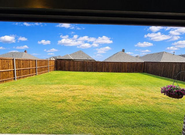 7709 Gatevine Avenue, Joshua, TX 76058