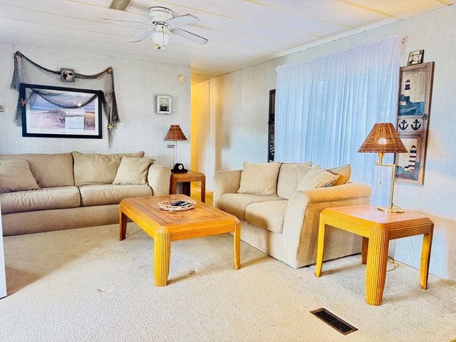 1143 Jets Landing Road, Abbeville, SC 29620