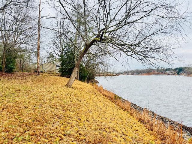 1143 Jets Landing Road, Abbeville, SC 29620