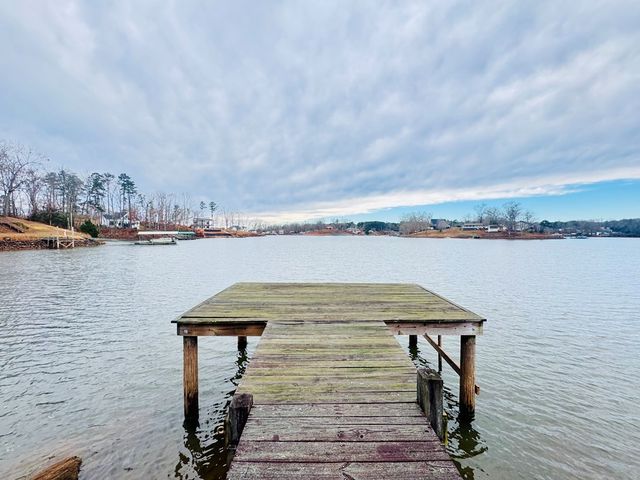 1143 Jets Landing Road, Abbeville, SC 29620