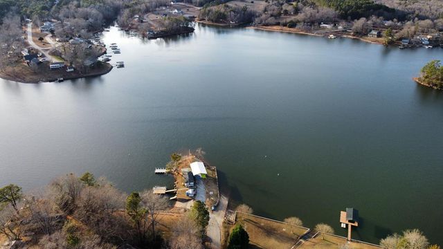 1143 Jets Landing Road, Abbeville, SC 29620