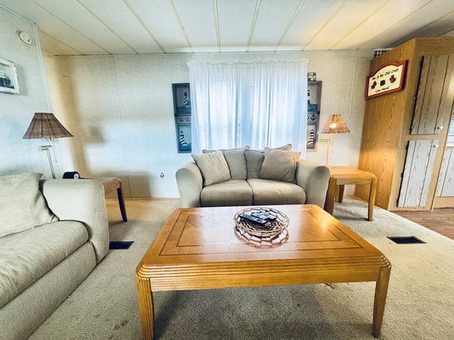 1143 Jets Landing Road, Abbeville, SC 29620