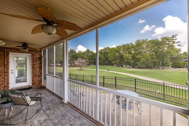 1119 Fairvue Village Ln, Gallatin, TN 37066