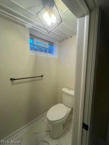 15892 Fenemore Road, East Cleveland, OH 44112
