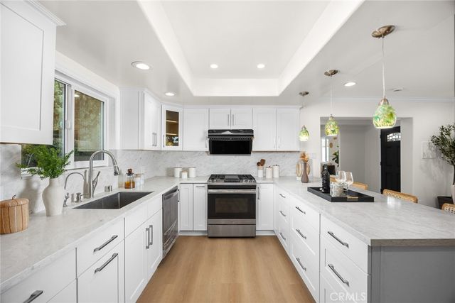 2335 S 6th Avenue, Arcadia, CA 91006
