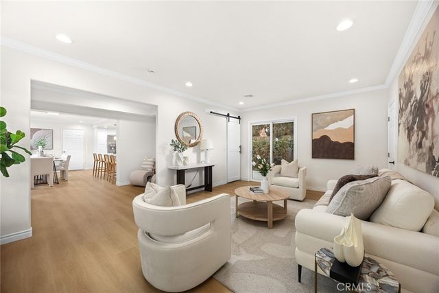 2335 S 6th Avenue, Arcadia, CA 91006