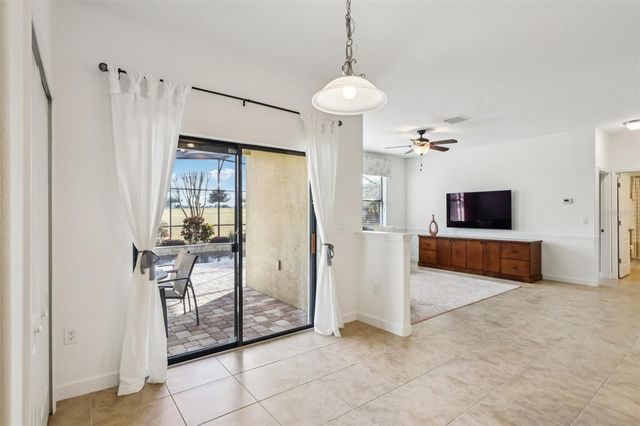 8920 DOVE VALLEY WAY, Davenport, FL 33896