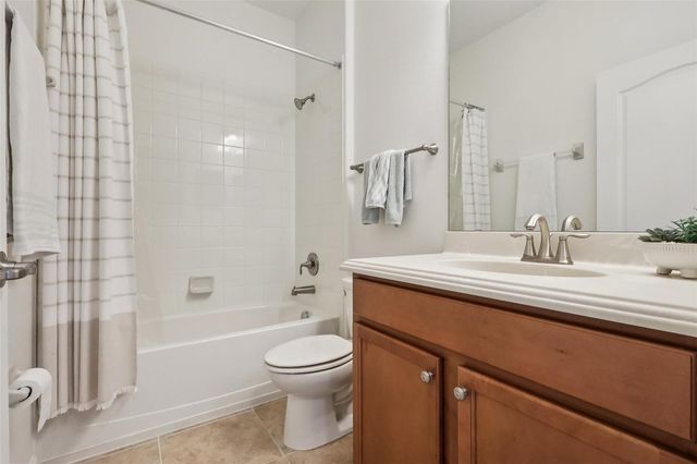 8920 DOVE VALLEY WAY, Davenport, FL 33896