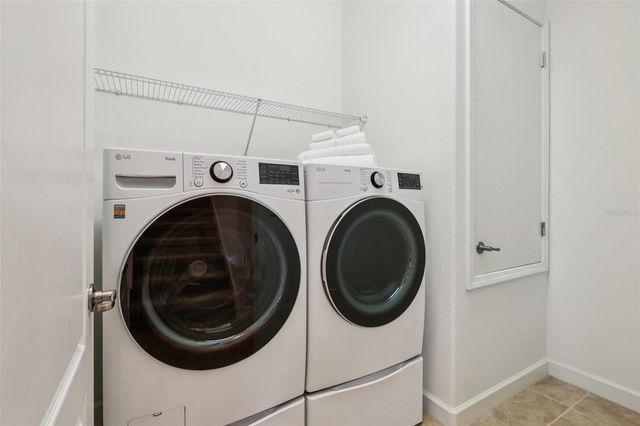 8920 DOVE VALLEY WAY, Davenport, FL 33896