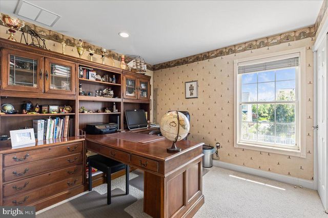 30 FRANCIS DR, Bridgewater, NJ 08807