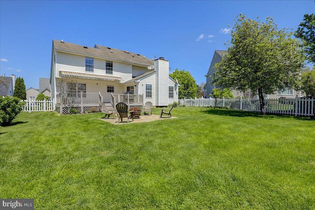 30 FRANCIS DR, Bridgewater, NJ 08807