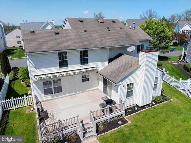 30 FRANCIS DR, Bridgewater, NJ 08807