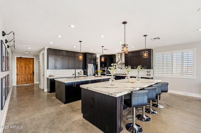 14343 W OBERLIN Way, Surprise, AZ 85387