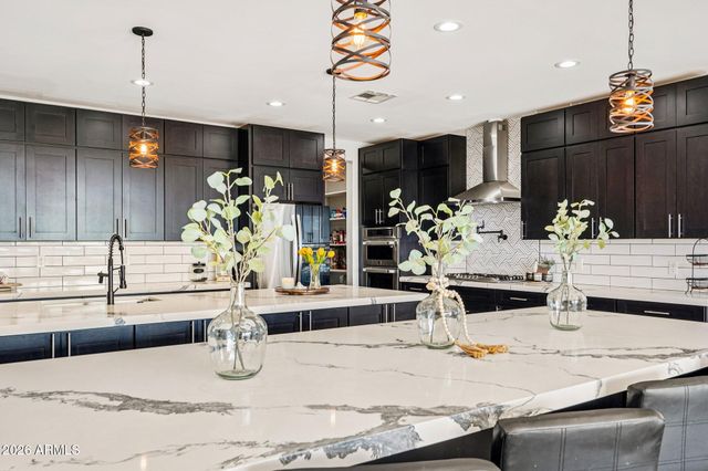 14343 W OBERLIN Way, Surprise, AZ 85387