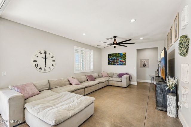 14343 W OBERLIN Way, Surprise, AZ 85387