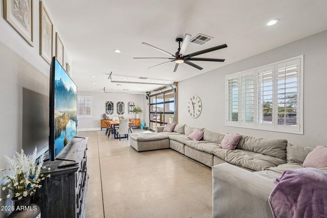 14343 W OBERLIN Way, Surprise, AZ 85387