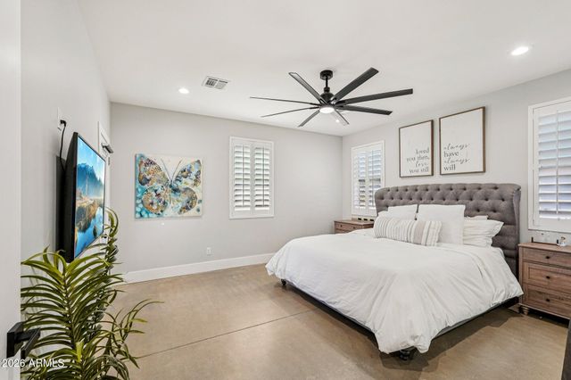 14343 W OBERLIN Way, Surprise, AZ 85387