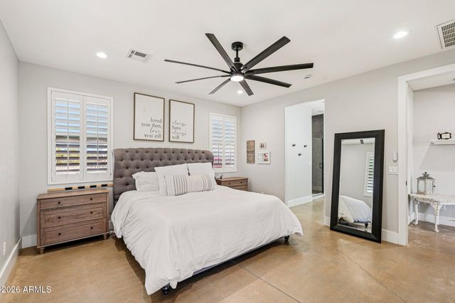 14343 W OBERLIN Way, Surprise, AZ 85387