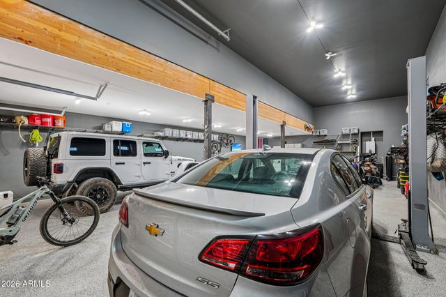 14343 W OBERLIN Way, Surprise, AZ 85387