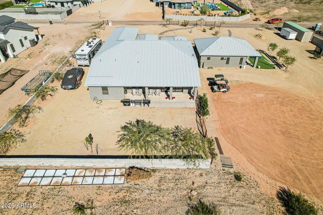 14343 W OBERLIN Way, Surprise, AZ 85387