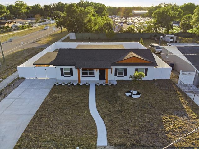 3202 N 44TH STREET, Tampa, FL 33605