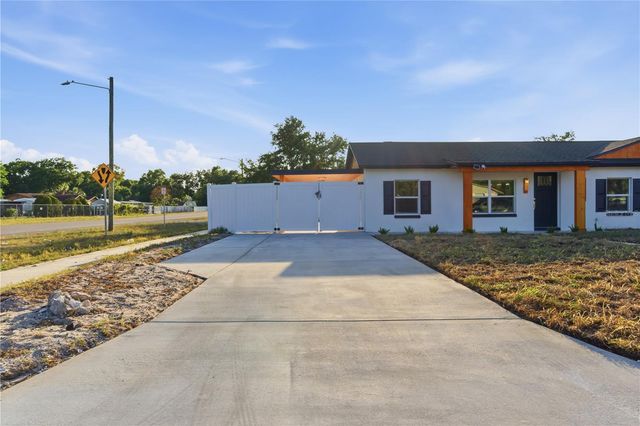 3202 N 44TH STREET, Tampa, FL 33605