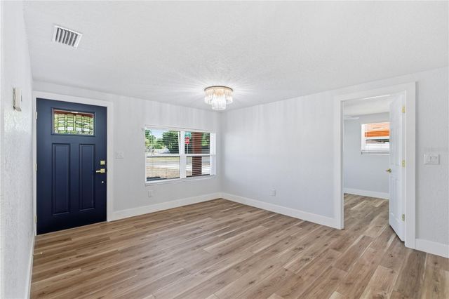 3202 N 44TH STREET, Tampa, FL 33605