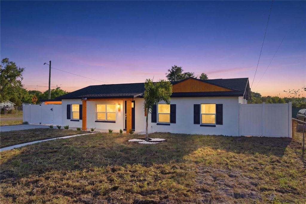 3202 N 44TH STREET, Tampa, FL 33605