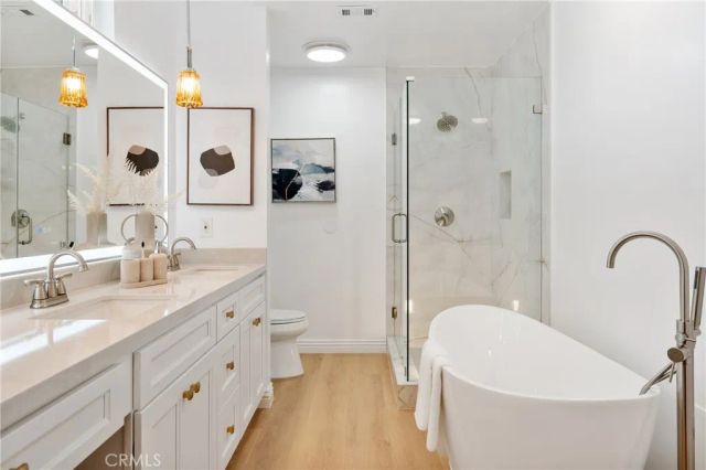 651 N Sunnyslope Avenue, Pasadena, CA 91107