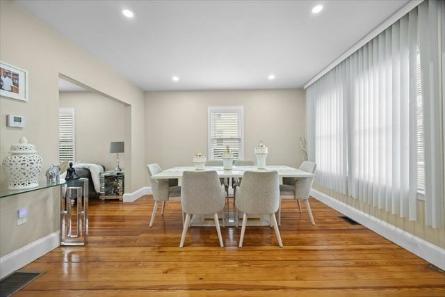238 Market St, Brockton, MA 02301