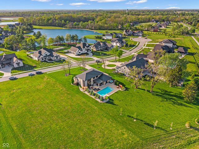 3975 Pitscottie Court, Bargersville, IN 46106