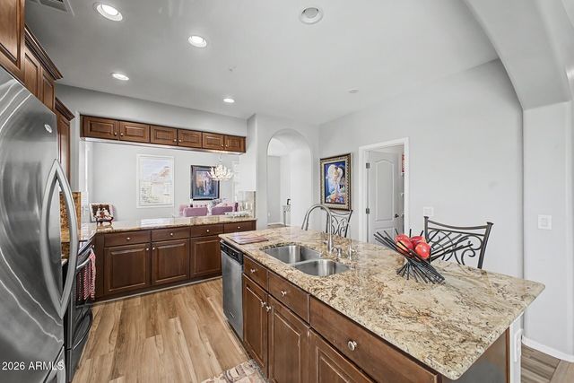 905 S OSBORN Lane, Gilbert, AZ 85296