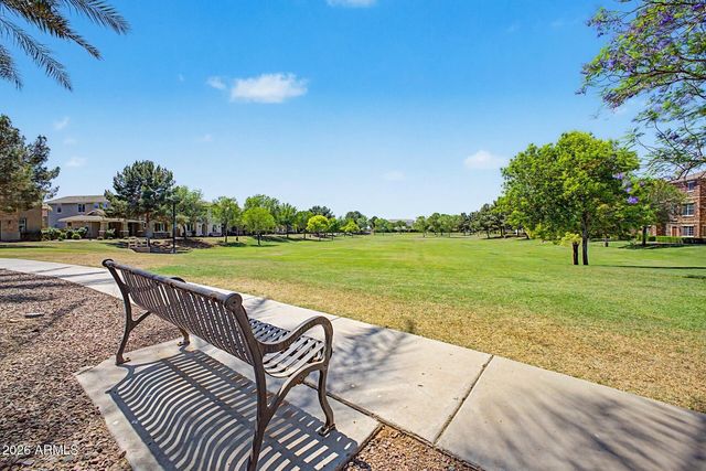 905 S OSBORN Lane, Gilbert, AZ 85296