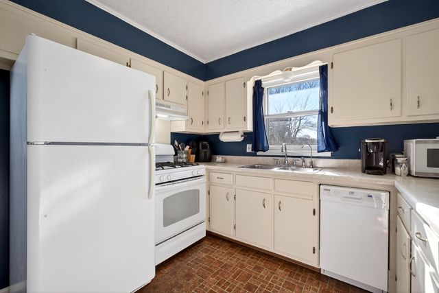 268 Fairview Cir, Sparta, TN 38583