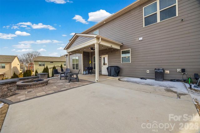 15125 Luna Drive, Charlotte, NC 28278