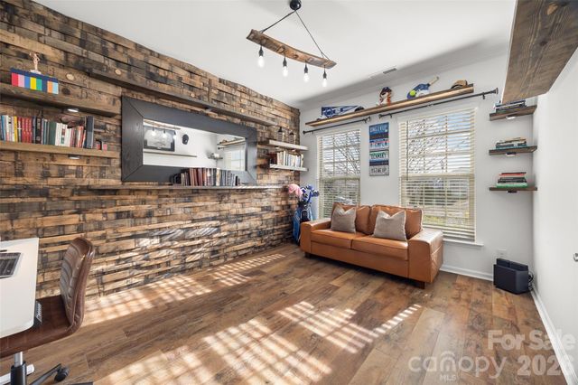 15125 Luna Drive, Charlotte, NC 28278