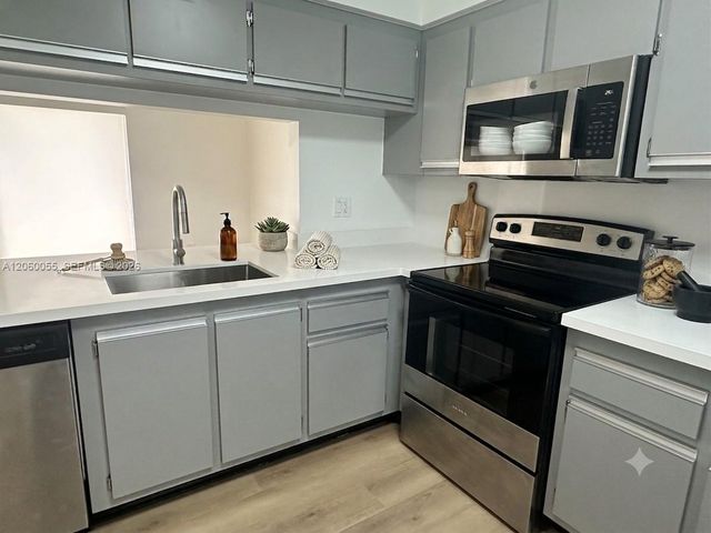 9055 SW 147th Ct 0, Miami, FL 33196