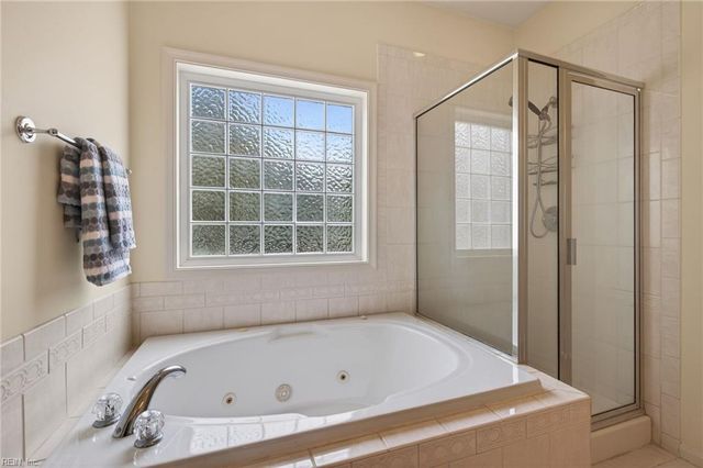 1121 Driver Pointe CT, Suffolk, VA 23435