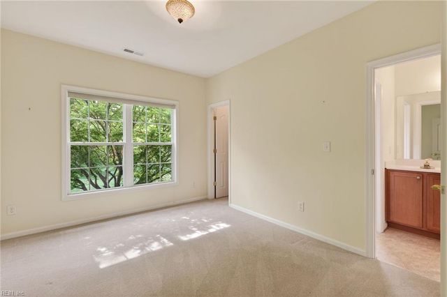 1121 Driver Pointe CT, Suffolk, VA 23435