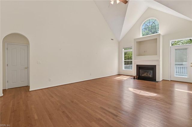 1121 Driver Pointe CT, Suffolk, VA 23435