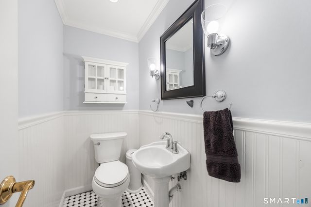 58 Sheephill Road, Greenwich, CT 06878