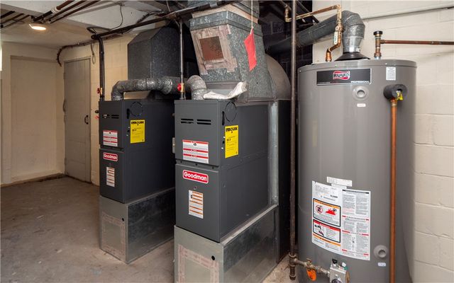 56 Phelps Road D, Middletown, RI 02842