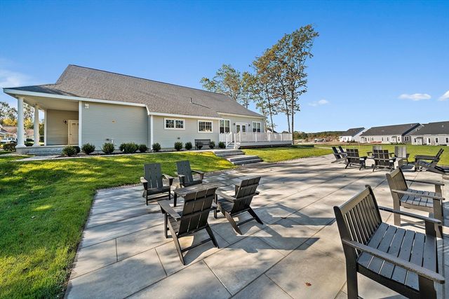 25 Salisbury Hill Blvd. 65, Worcester, MA 01609