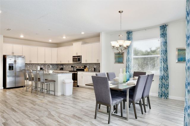 4710 KINGS CASTLE CIRCLE, Kissimmee, FL 34746