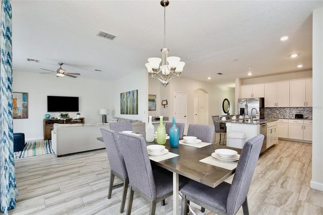 4710 KINGS CASTLE CIRCLE, Kissimmee, FL 34746